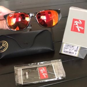 Brand New Ray-Ban Andy RB4202 710/6S 55-17